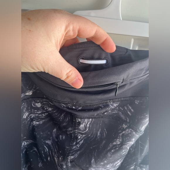 Lululemon Speed Tight II *Full-On Luxtreme
Arsenal Ambient Grey‎ Black in Sz 8 - Picture 8 of 8